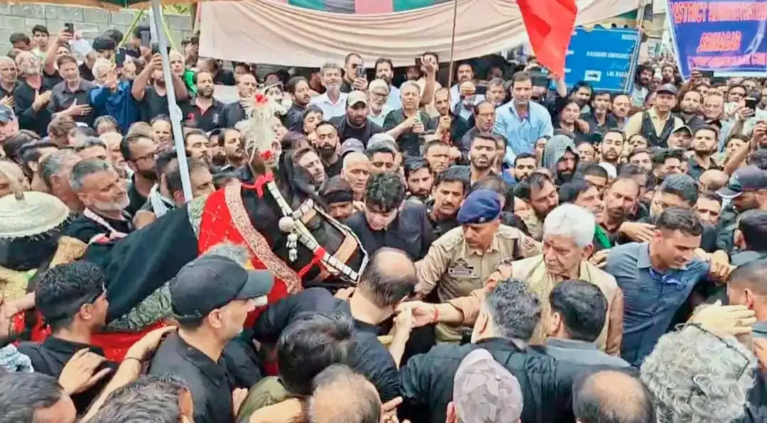 What Powerful Statements of ‘Kashmiriyat’ Emerged on 10th Muharram?