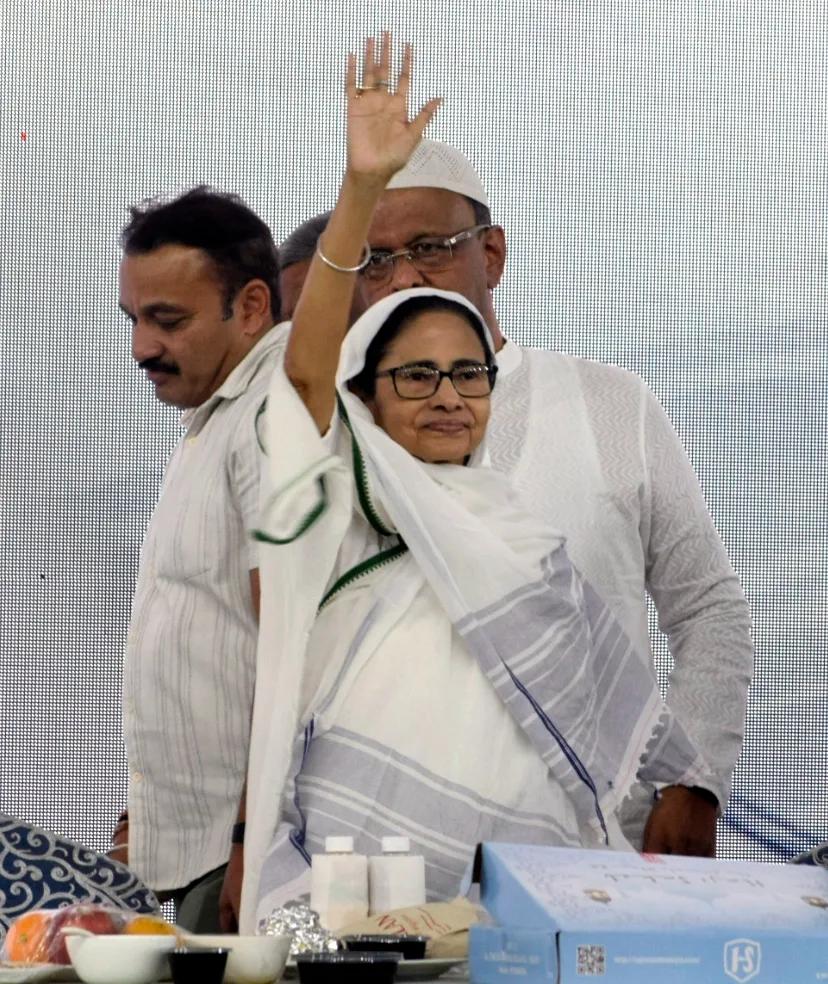 What Message Did CM Mamata Banerjee Share on Swami Vivekananda’s Death Anniversary?