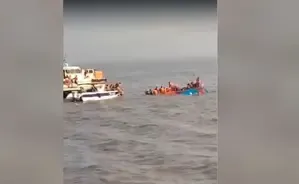 Ferry Capsizes Near Mumbai's Gateway of India, Resulting in One Drowning Incident