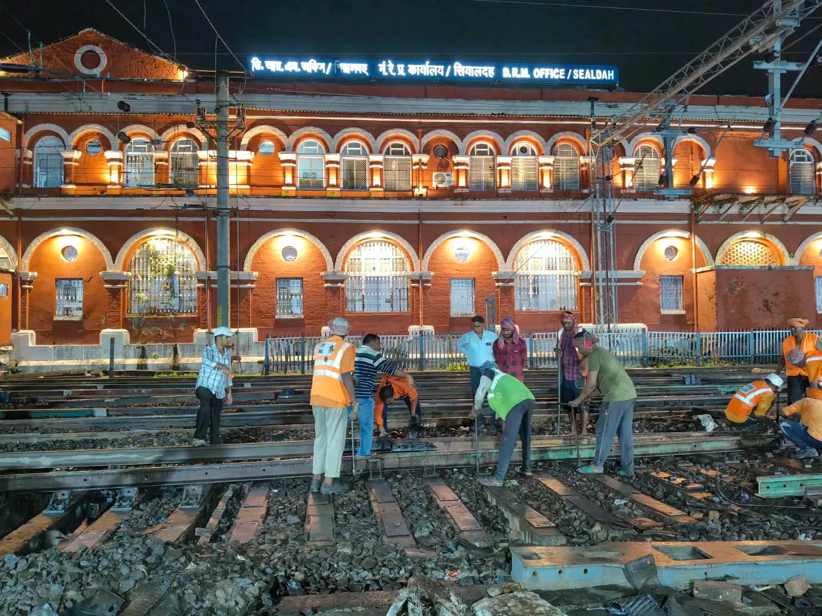 Sealdah Station gets 60 kg rail upgrade in 7-hour overnight mega block