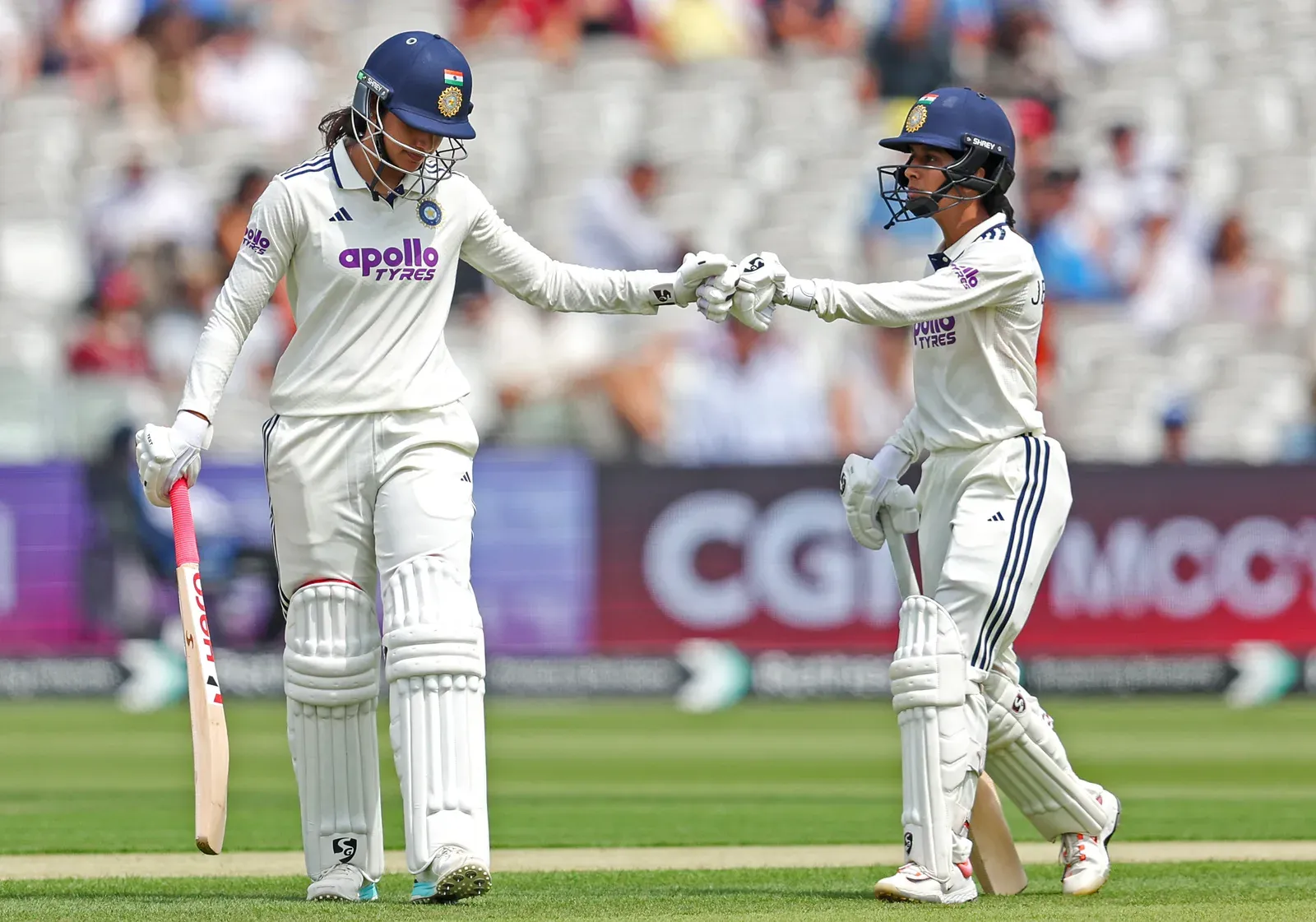 India dominate England at Lord's, Mandhana's 69* puts hosts on brink