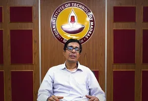 Academics defend IIT Madras Director Kamakoti after Priyanka Gandhi's 'gaumutra expert' remark