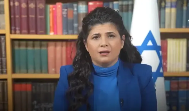 इजरायल का ऐलान: ऑपरेशन रोरिंग लायन को नहीं रोका जाएगा