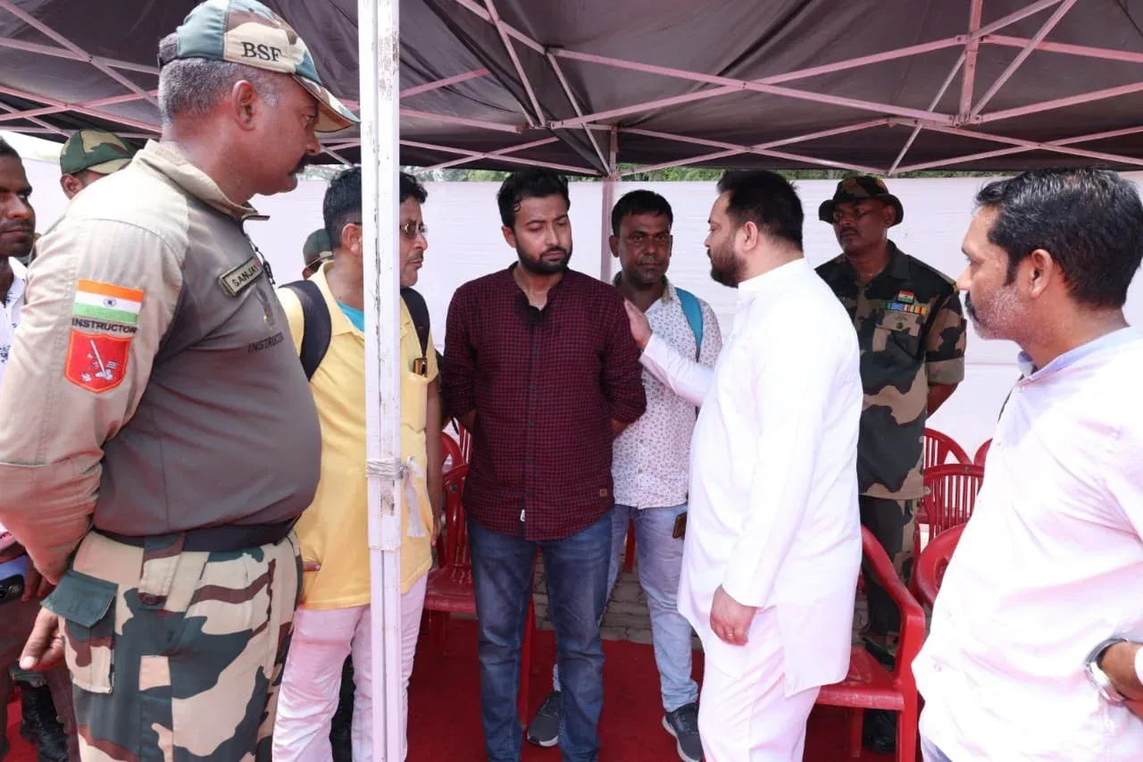 Why Did Tejashwi Yadav Pay Tribute to BSF Martyr Mohammad Imtiyaz?