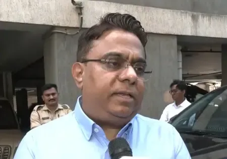 Opposition Critiques Maharashtra's Push for Marathi Proficiency among Drivers