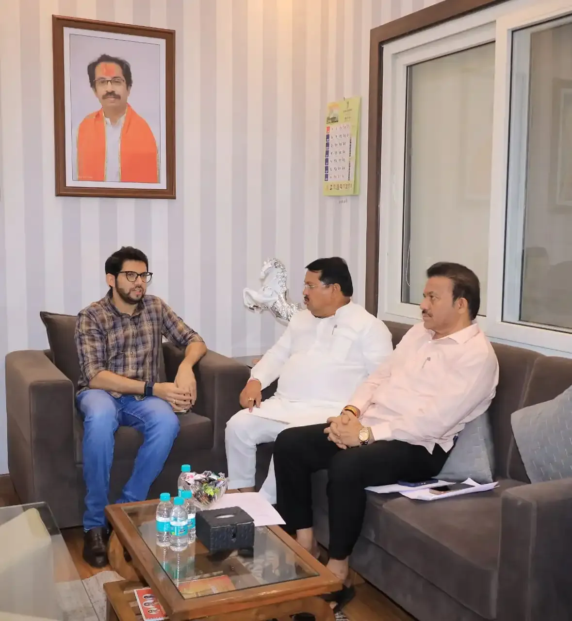 Why Are Maharashtra Opposition Parties Boycotting the CM's Tea Meet?