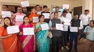 Uproar in Jharkhand Assembly: Opposition Demands Action on Corruption and Lawlessness