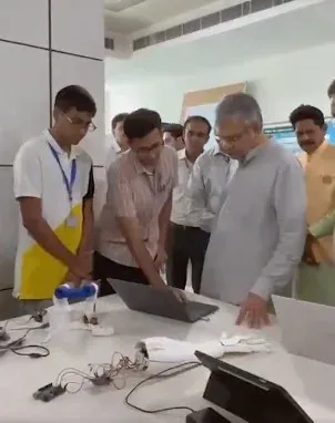 Vaishnaw launches Makers Lab at MNIT Jaipur, pushes indigenous chip design