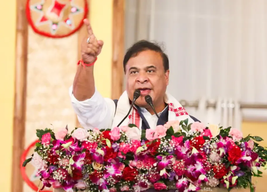 Did over 17 lakh women receive financial assistance under a key Assam government scheme?