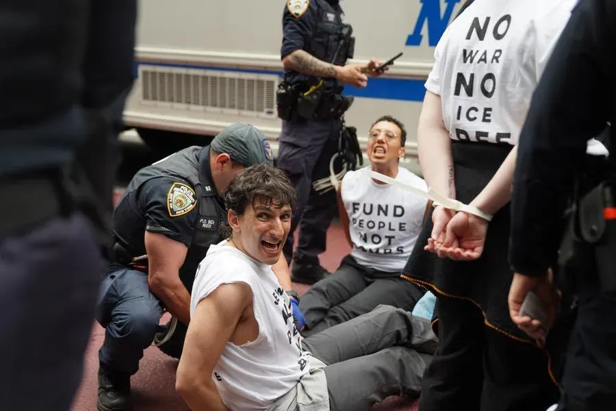 ICE arrests 2,197 immigrants in New York under 'Operation Rotten Apple'