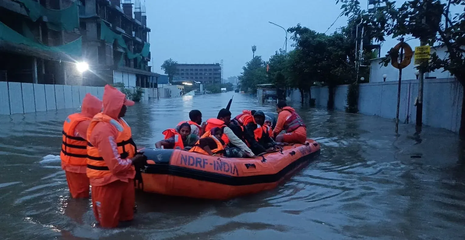 Surat floods: 3,400+ rescued, 3,900 evacuated after 19 inches of rain in 38 hours