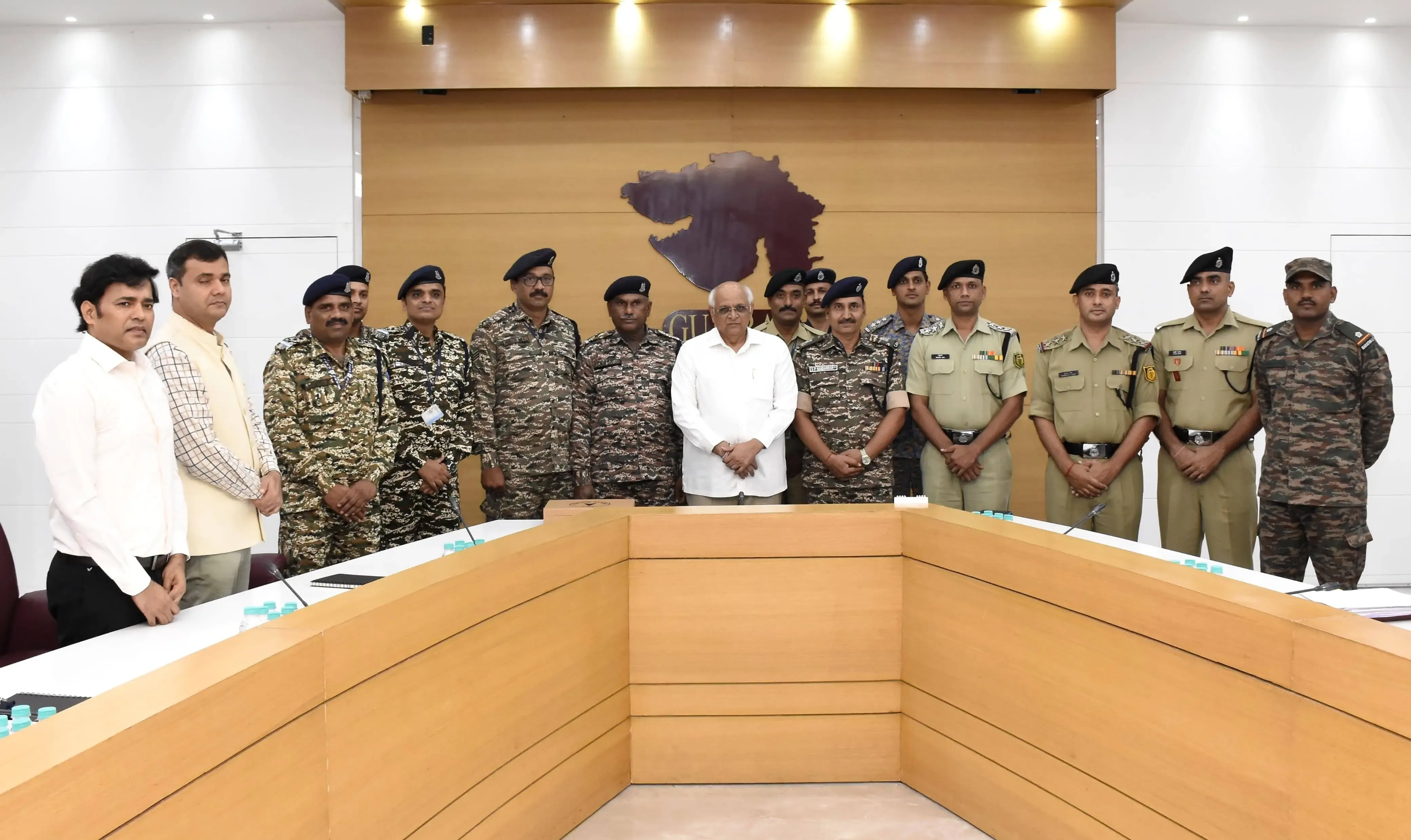 Did Gujarat’s Anganwadi Sisters Really Send Over 3.5 Lakh Rakhis to Soldiers?