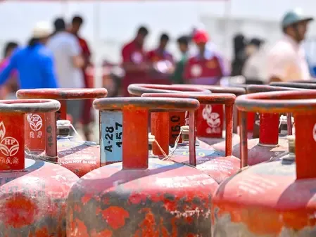 Over 39,000 Consumers Transition from LPG to PNG, Adding 485,000 New Connections