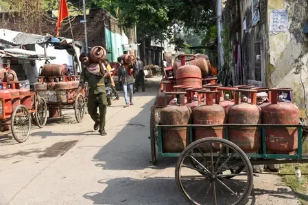 Over 50.8 lakh LPG cylinders delivered in a day, supply stays normal amid Hormuz fears