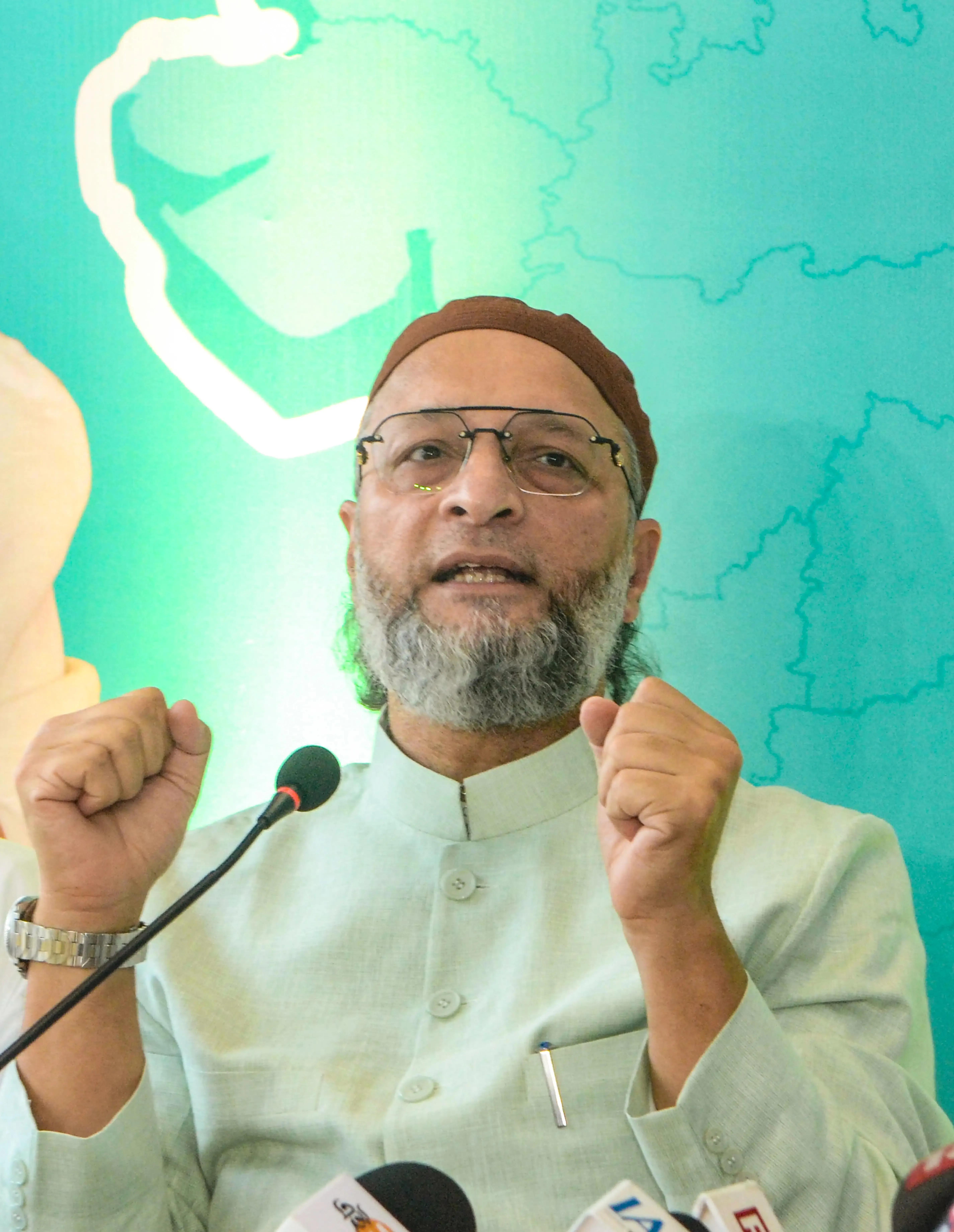 Owaisi Rejects Trinamool's Claims of BJP Funding for AIMIM