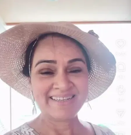 Padmini Kolhapure Celebrates Poonam Dilloon's Birthday with Asha Bhosle's Melodies