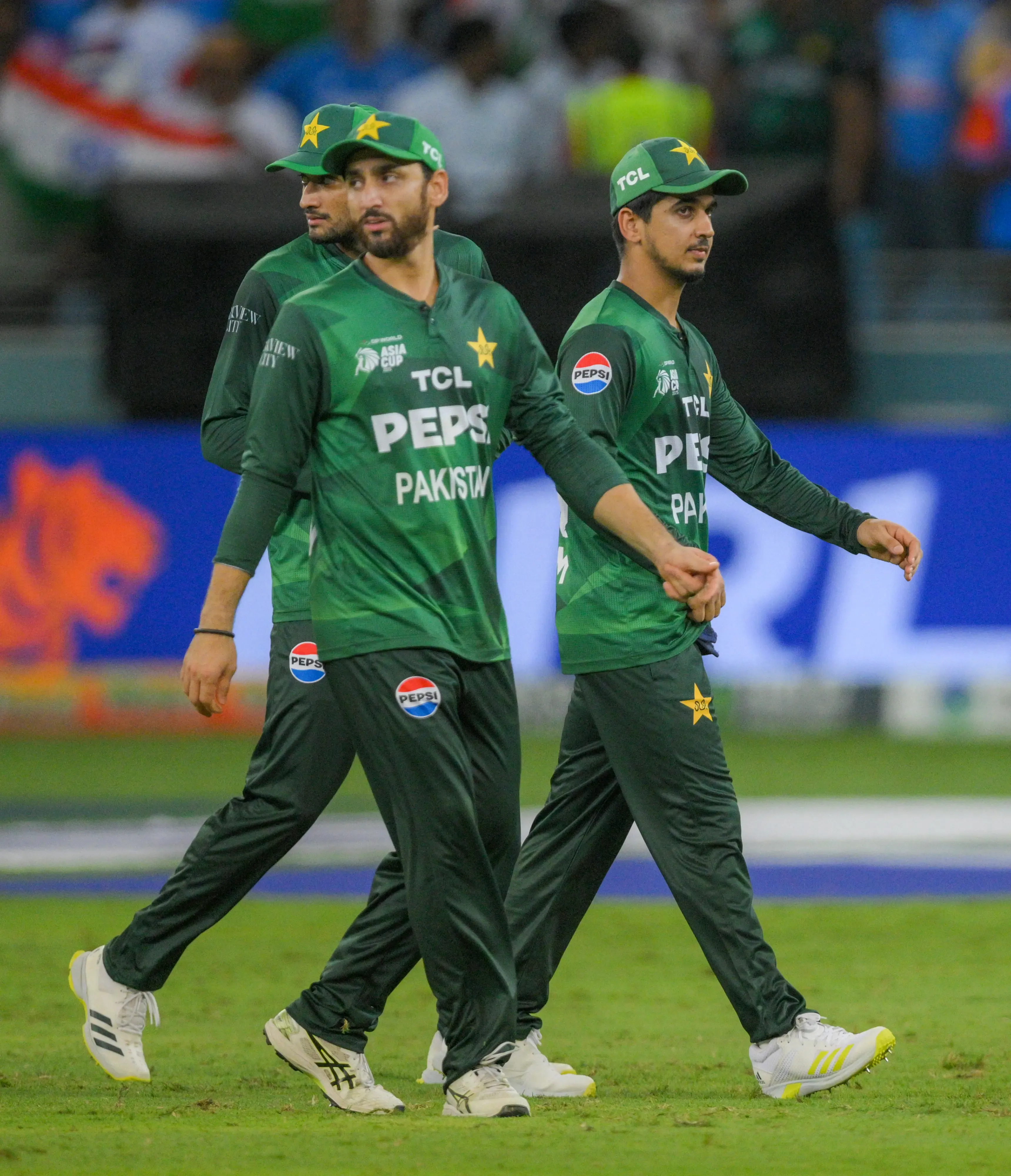 Why Did Pakistan Coach Mike Hesson Express Disappointment Over Handshake Snub?