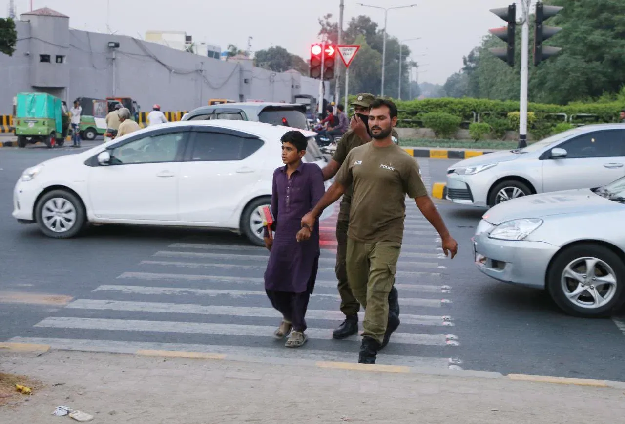 How is Pakistan's Lahore High Court Tackling the Beggar Mafia?