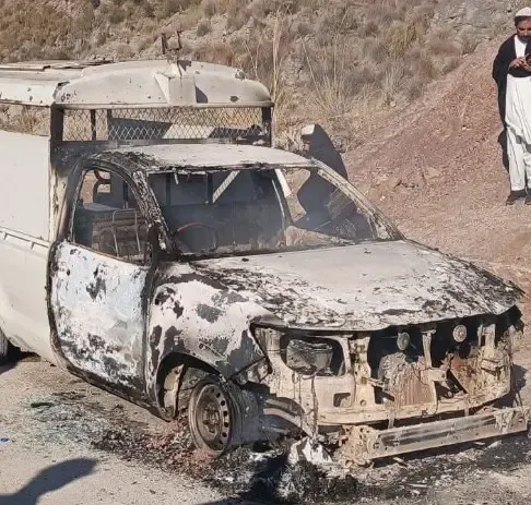 क्या पाकिस्तान के खैबर पख्तूनख्वा में पुलिस वाहन पर हमला हुआ? 5 की मौत