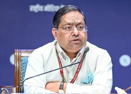 पाकिस्तान में 125 साल पुराने गुरुद्वारा श्री गुरु सिंह सभा साहिब के विध्वंस पर भारत ने की कड़ी निंदा, जांच और बहाली की मांग