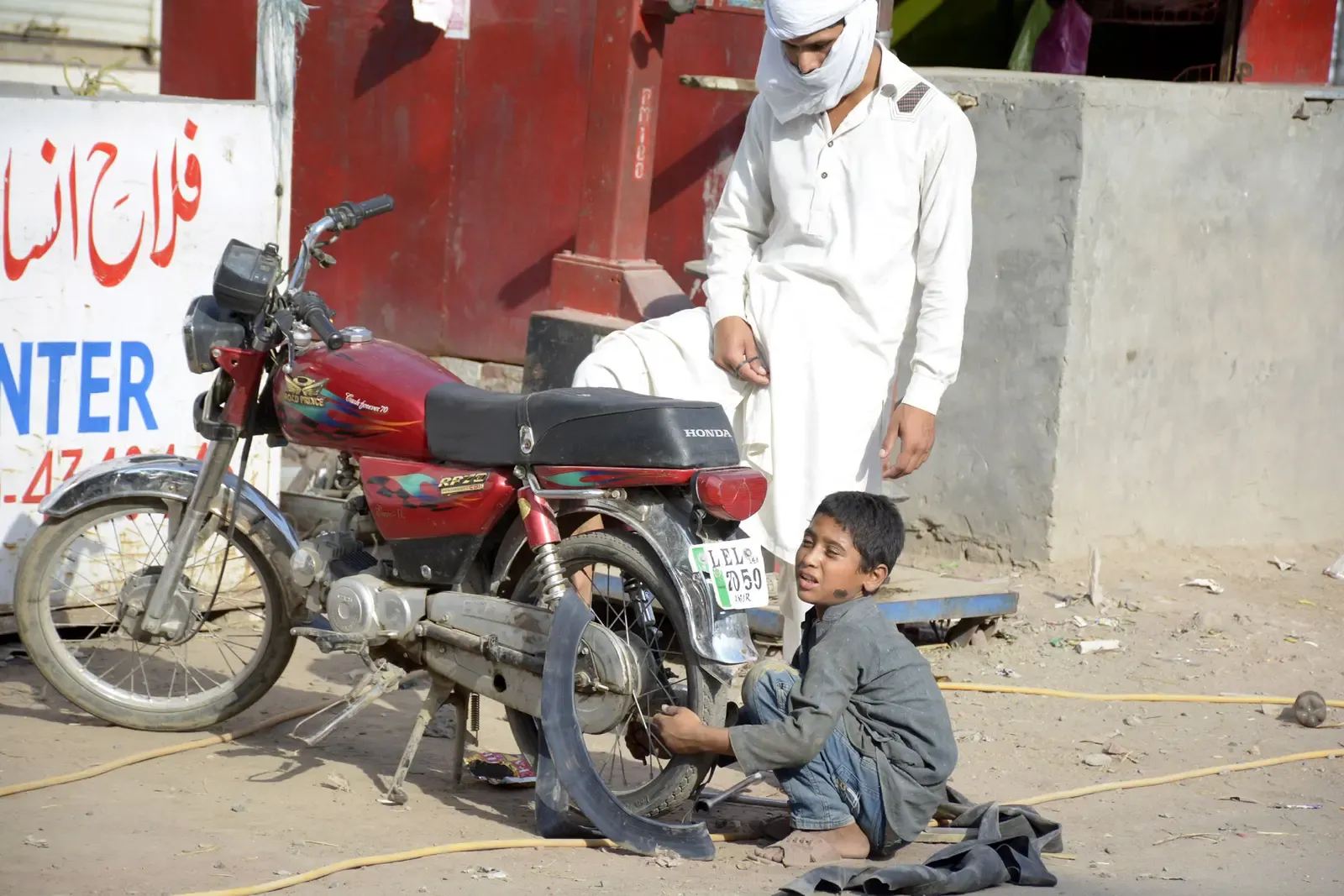 Pakistan child abuse: 1,914 cases in 6 months as laws fail to protect