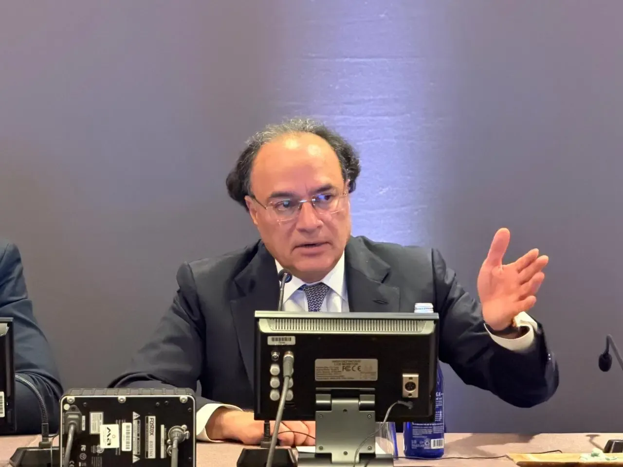 Economic Challenges in Pakistan: The Impact of Policy Uncertainty