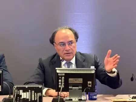Economic Challenges in Pakistan: The Impact of Policy Uncertainty