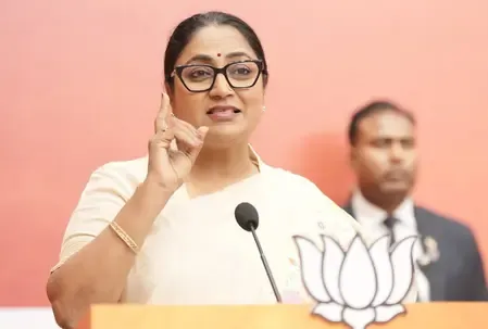 दिल्ली के पालम अग्निकांड में 9 लोगों की मौत, मुख्यमंत्री ने 10 लाख तक मुआवजे का किया ऐलान