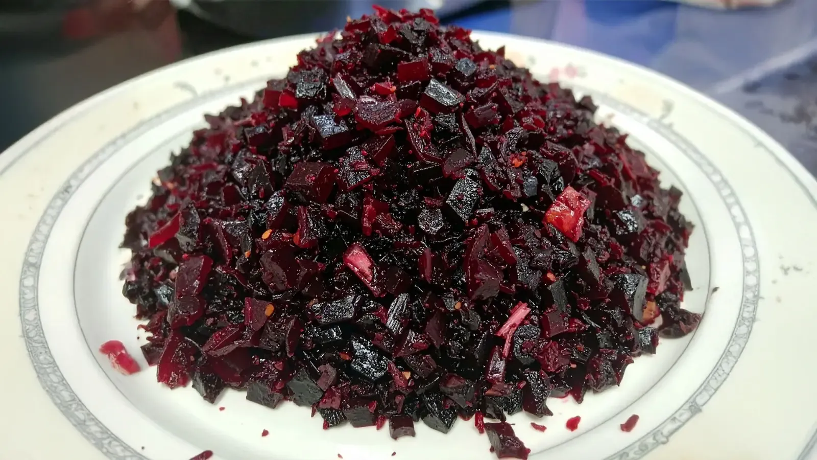 क्या पलाश के पेड़ से निकलने वाला जादुई लाल गोंद स्वास्थ्य के लिए फायदेमंद है?