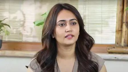 'पंचायत' की सादगी बरकरार, भले ही राजनीति हावी हो रही है : संविका