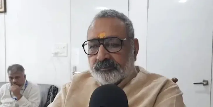 पेपर लीक पर कड़ा कानून बना चुकी है केंद्र सरकार, विपक्ष छात्रों से नहीं राजनीति से चिंतित: भाजपा
