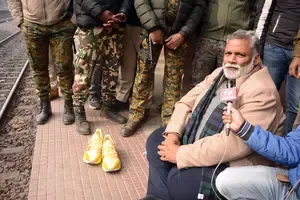 Pappu Yadav and 7 Others Charged for Disrupting Train Services in Patna