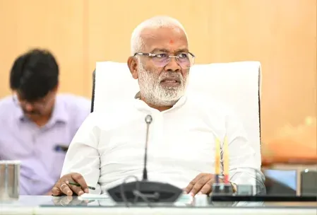 परियोजनाओं में देरी बर्दाश्त नहीं, लापरवाह अधिकारियों पर होगी नोटिस से निलंबन तक की कार्रवाई: स्वतंत्र देव