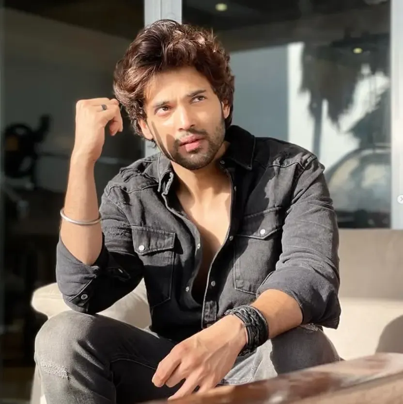Parth Samthaan, Erica Fernandes reunite with KZK 2 gang for Ganesh Chaturthi 2026