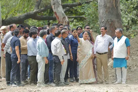 पर्यावरण को बेहतर बनाने के लिए 360 डिग्री पर काम कर रही है दिल्ली सरकार : रेखा गुप्ता