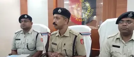 पश्चिम बंगाल: हुगली में नवरात्रि के मद्देनजर सुरक्षा व्यवस्था पुख्ता, बड़े पैमाने पर पुलिस बल तैनात