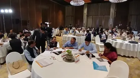 पश्चिम बंगाल में ईवीएम और वीवीपीएटी की एफएलसी वर्कशॉप आयोजित, मशीनों के बारे में दी गई जानकारी