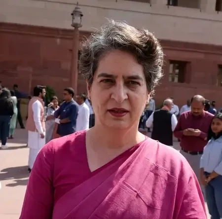 पश्चिम एशिया संकट पर प्रियंका गांधी बोलीं, "संसद में चर्चा स्वागतयोग्य पर कदम उठाने में बहुत देर हुई"