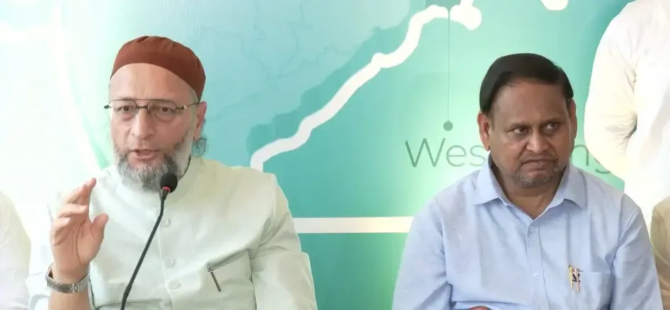 पश्चिम बंगाल चुनाव से पहले ओवैसी और कबीर का गठबंधन, कभी नहीं टूटेगा यह रिश्ता