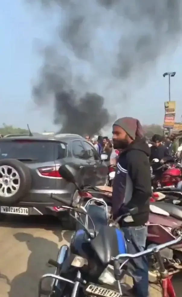 क्या पश्चिम बंगाल में फरक्का से चाकुलिया तक सड़क-रेल जाम के पीछे कोई बड़ा कारण है?