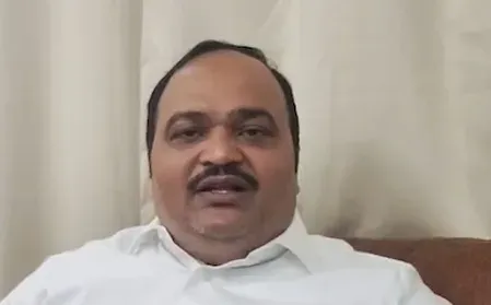 पश्चिम बंगाल में यूसीसी पर सियासी संग्राम: विपक्ष बोला — असली मुद्दों से ध्यान भटका रही है सरकार