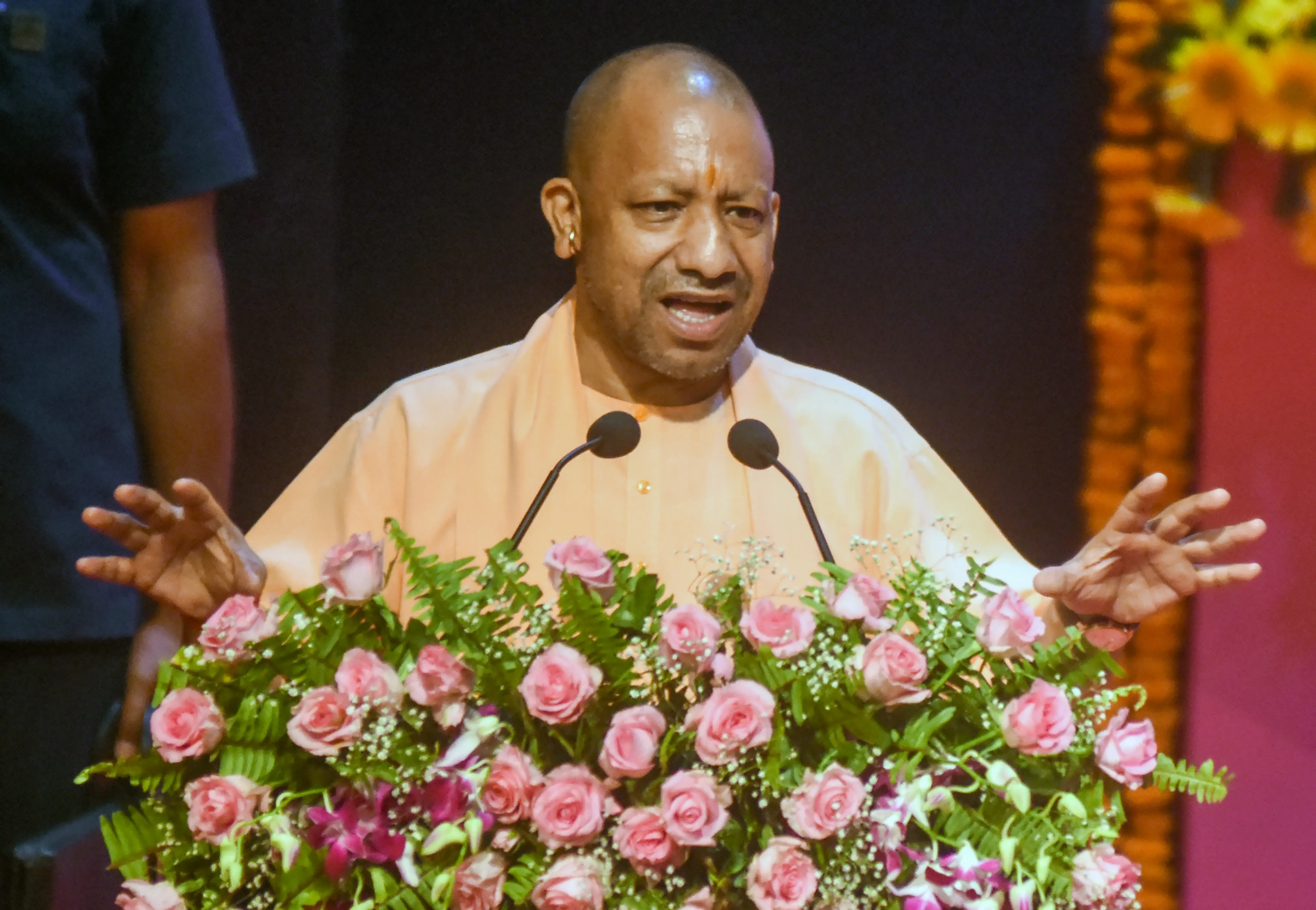 पश्चिम यूपी के लिए <b>दिल्ली-बागपत-सहारनपुर-देहरादून इकोनॉमिक कॉरिडोर</b> है <b>गेमचेंजर</b>: सीएम योगी