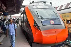 Has the Passenger Count for Vande Bharat Train Services Exceeded 7.5 Crore?
