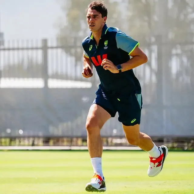 क्या पैट कमिंस एशेज सीरीज का दूसरा मुकाबला खेलेंगे?