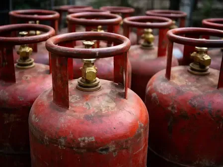 Patna District Administration Sets Up 28 Teams to Combat LPG Black Marketing