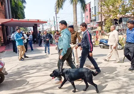 Has the Patna Civil Court Received Another Bomb Threat?