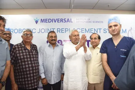 पटना के मेडिवर्सल हॉस्पिटल में रोबोटिक जॉइंट रिप्लेसमेंट सर्जरी शुरू, नीतीश कुमार ने किया उद्घाटन