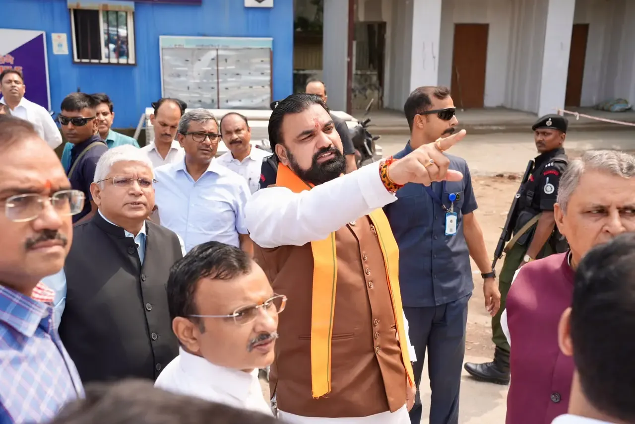 पटना मेट्रो 2028 तक पूरी करने का लक्ष्य, CM सम्राट चौधरी ने नेहरू पथ पर दो FOB का दिया निर्देश
