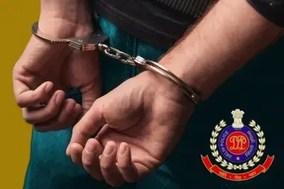 दिल्ली के शालीमारबाग में पत्नी के प्रेमी की हत्या कर पुलिस के सामने किया सरेंडर