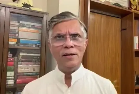 पवन खेड़ा ने त्योहारों पर बढ़ती नफरत को लेकर चिंता जताई, प्रशासन से सख्त कार्रवाई की मांग 